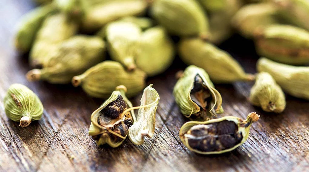 Whole Green Cardamoms 200gm